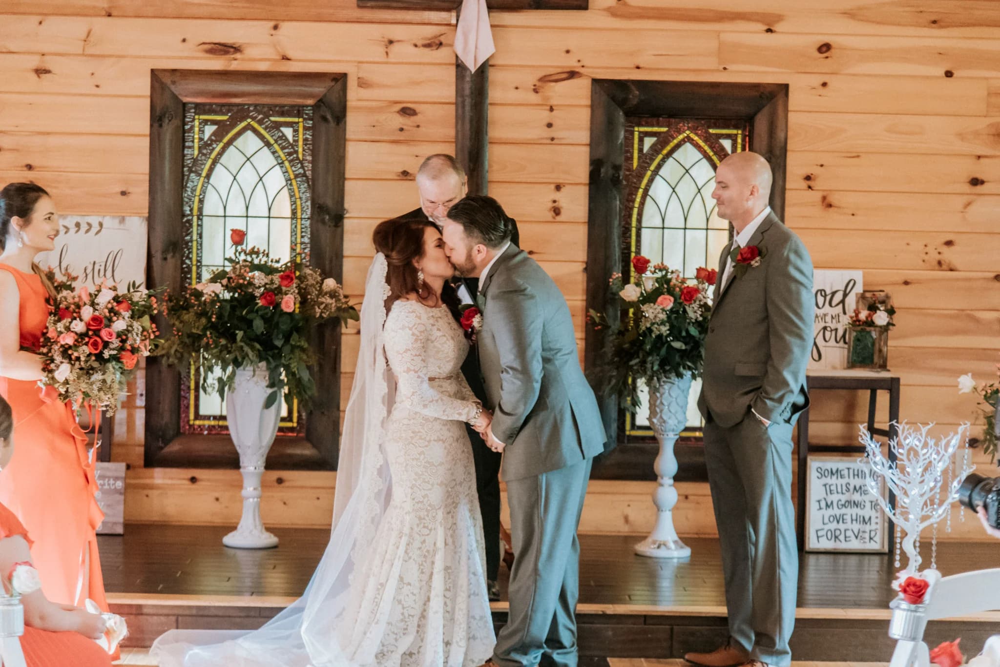 Intimate Weddings Under 20 Guests — Big Lodge Weddings
