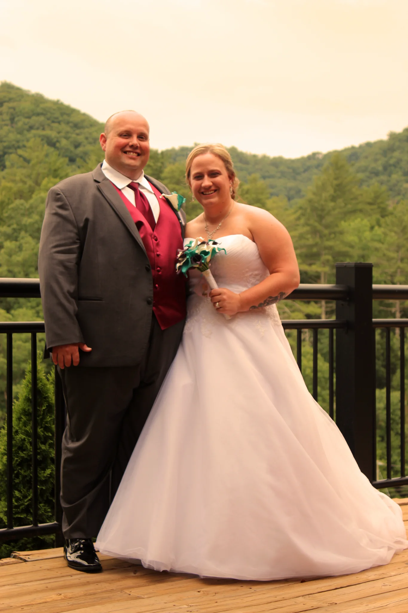 Destination Weddings in Tennessee — Big Lodge Weddings