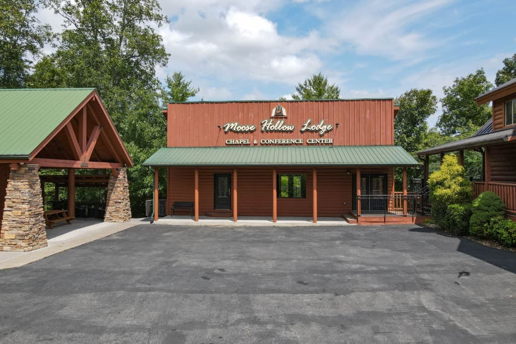 Moose Hollow Lodge Chapel & Conference Center exterior